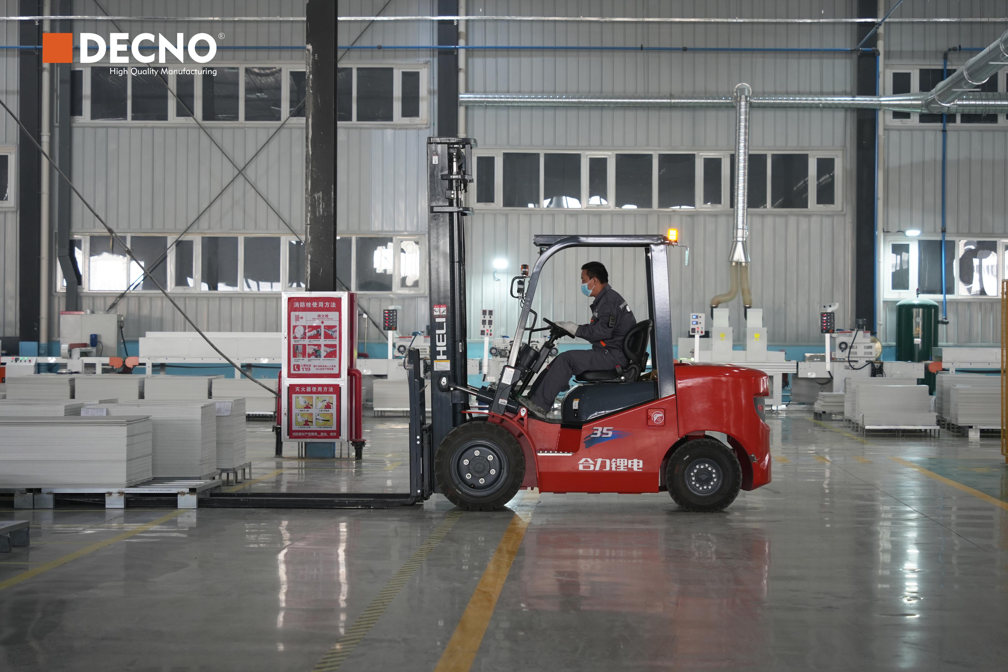 Les revêtements de sol SPC et stratifiés DECNO obtiennent la certification française A